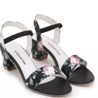 black-printed-medium-heel-for-women